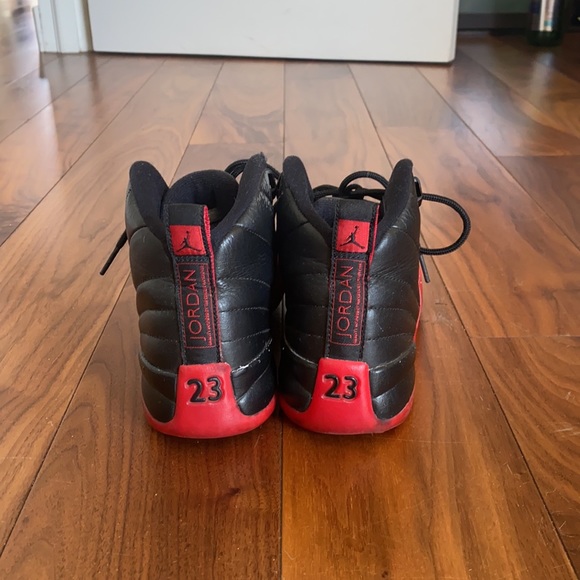 Jordan 12’s “Flu Games” Red & Black - Picture 3 of 8